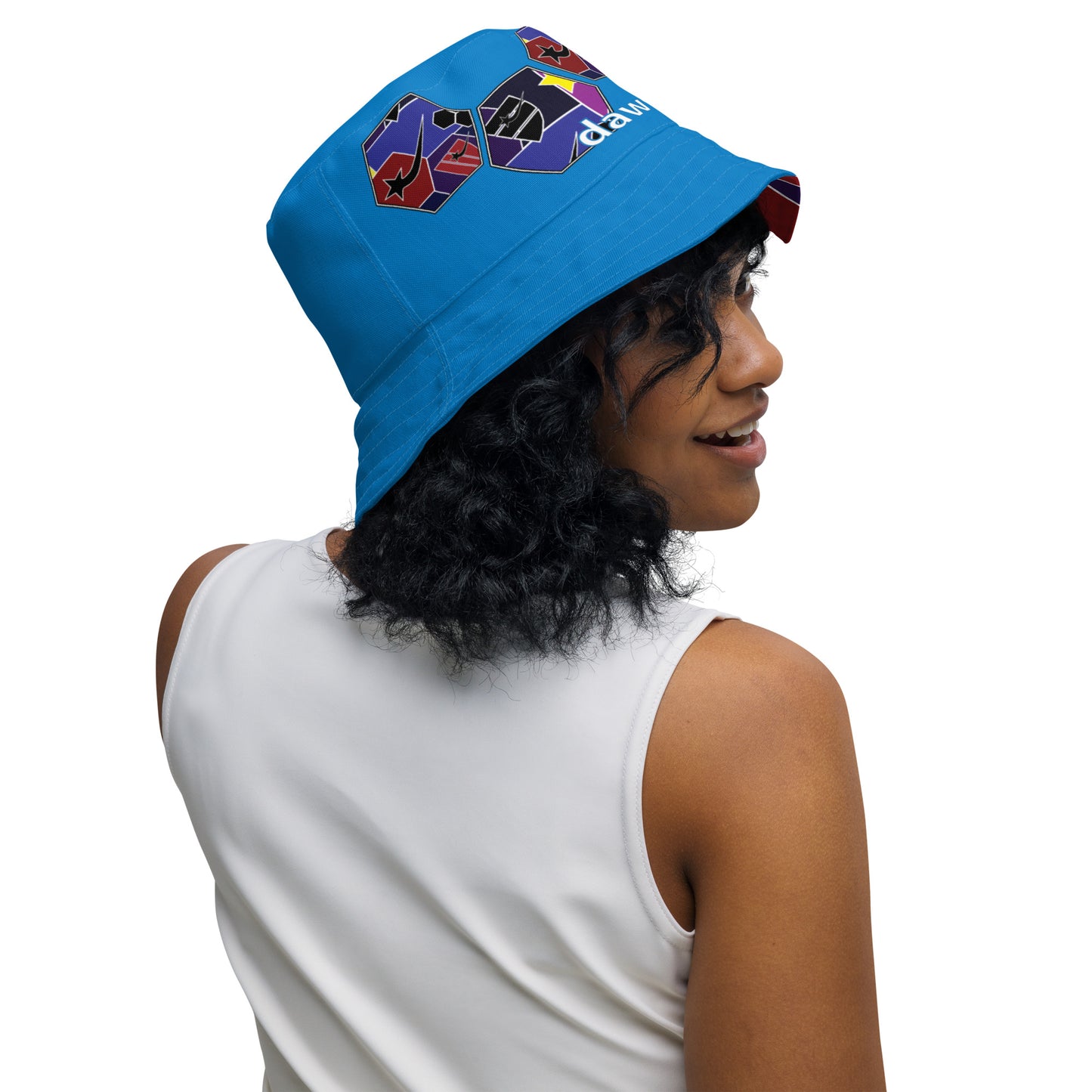 Daws soccer shape accent Reversible bucket hat